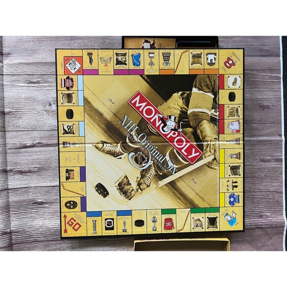 1999 NHL Original 6 Collector's Edition Monopoly Game - Picture 2 of 3